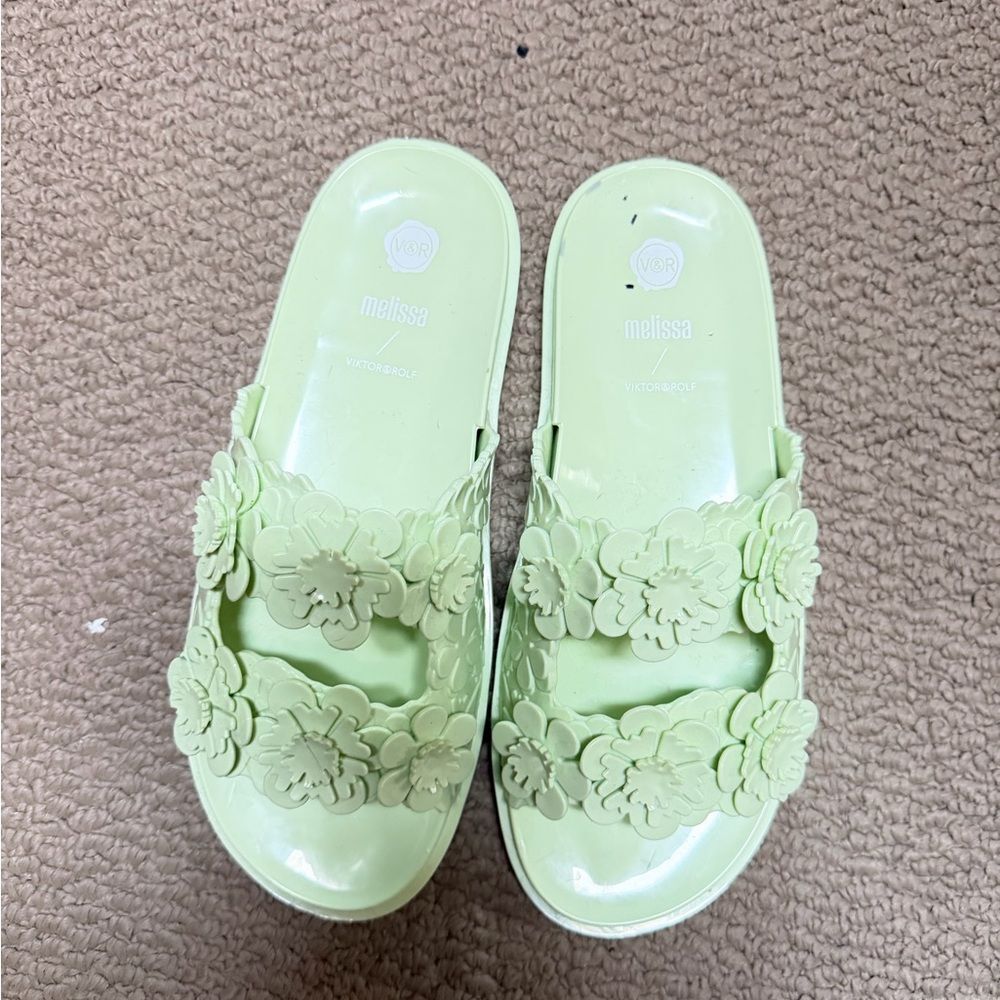 Melissa & Viktor & Rolf Floral Slide Sandals in Light Green size 9